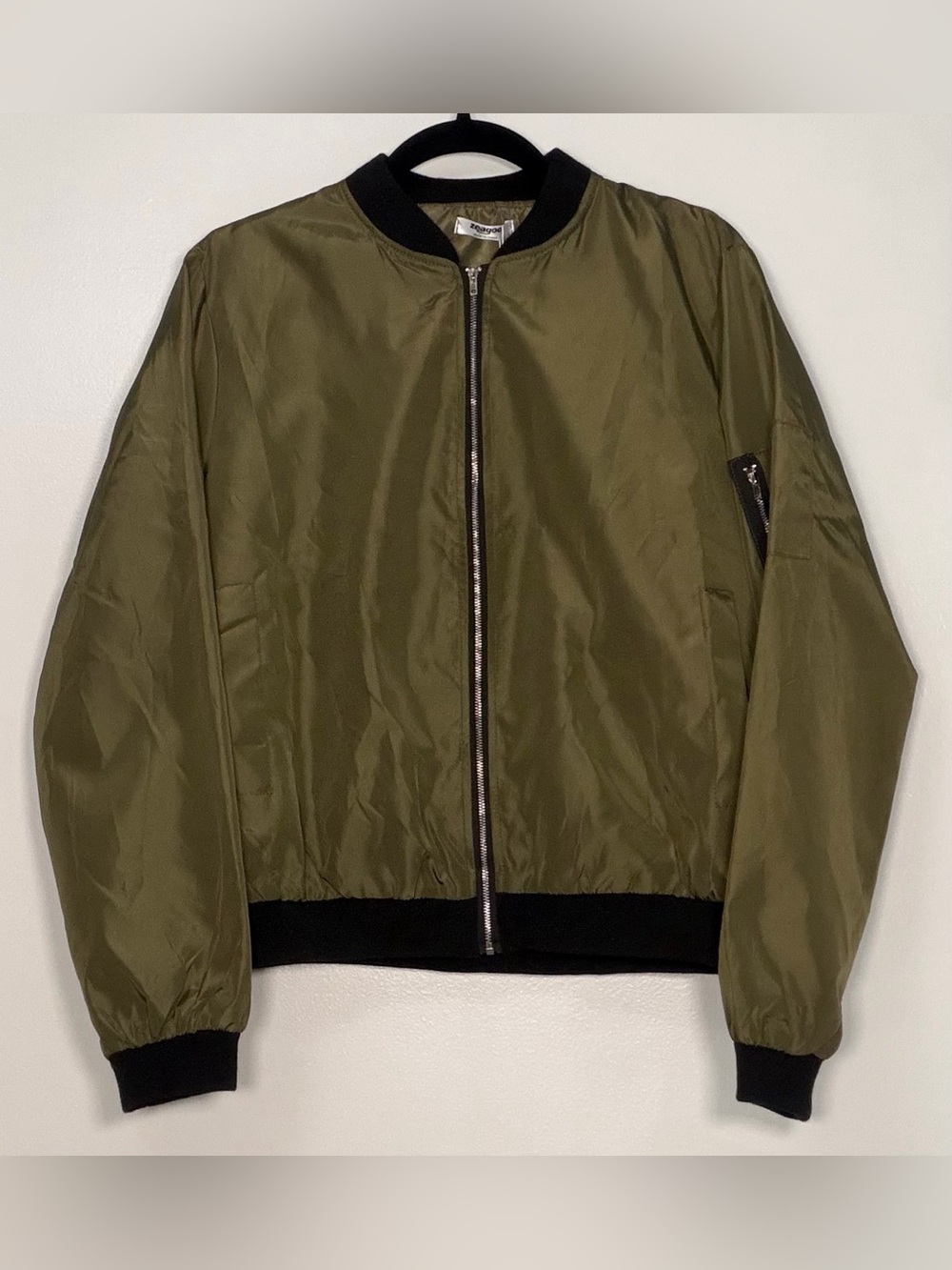 🆕 zeagoo Olive Green Bomber Jacket with Black Trim